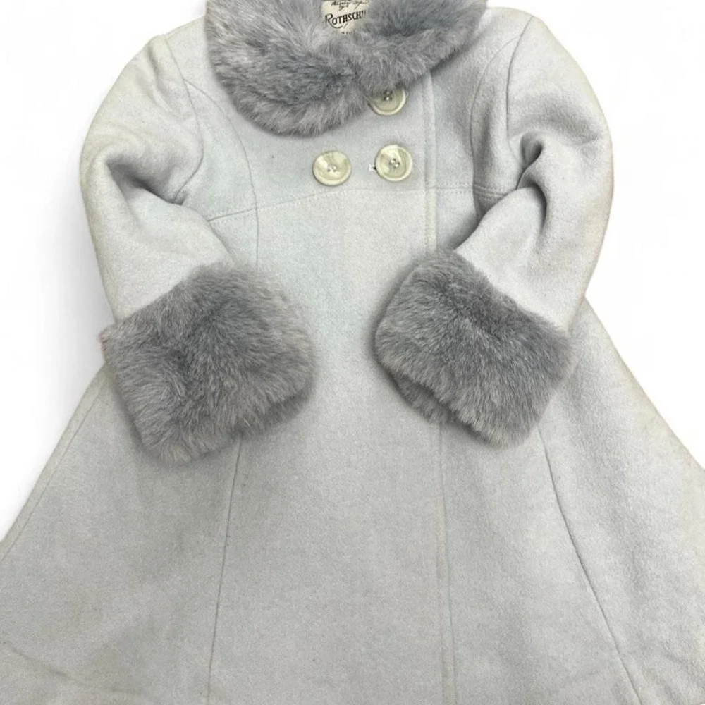 Vintage Light blue Rothschild wool coat with faux fur collar and cuffs size 3T